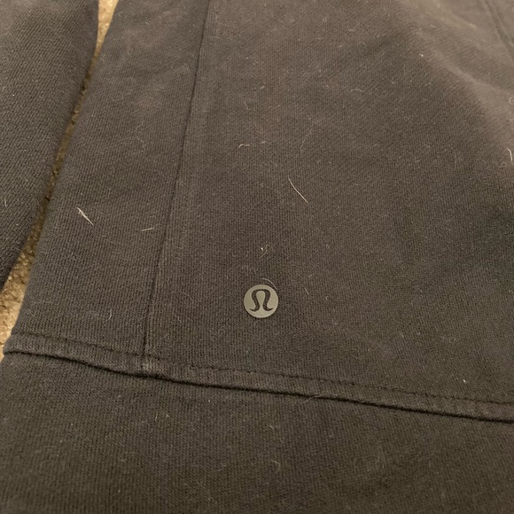 Lululemon jacket - Picture 3 of 3